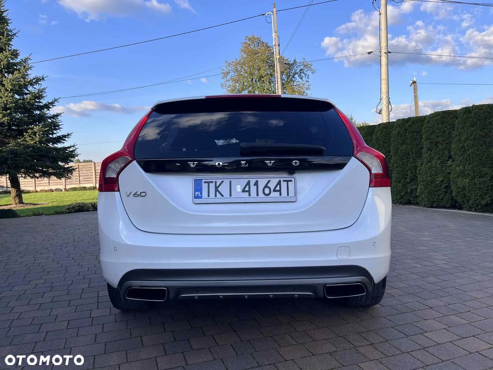 Volvo V60 D2 Geartronic Powershift Edition Pro - 33