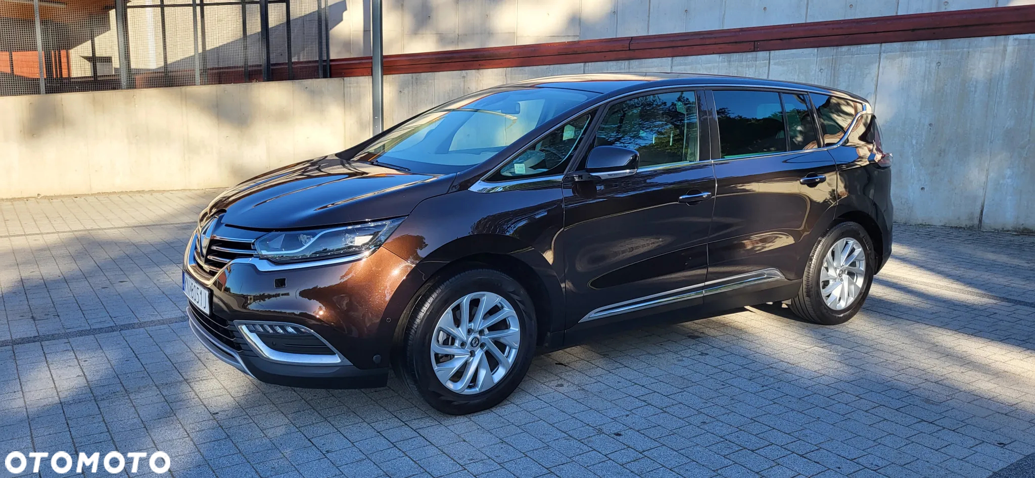 Renault Espace 1.6 dCi Energy Initiale Paris EDC 7os - 19