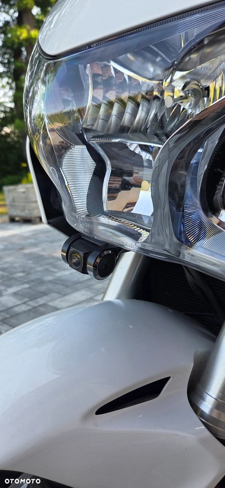 Honda VFR - 8