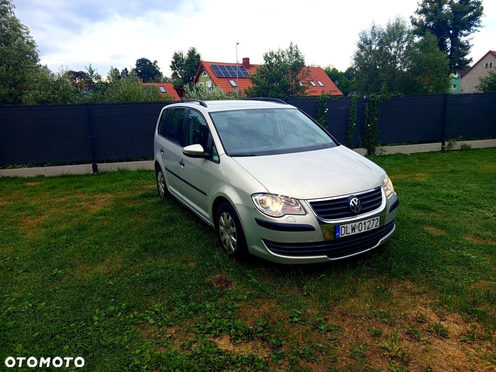 Volkswagen Touran 1.9 TDI DPF Blue Motion Conceptline - 1