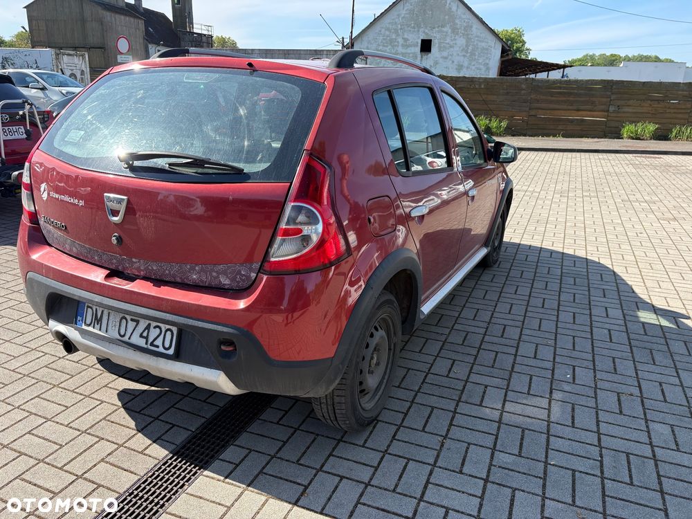 Dacia Sandero Stepway2 1.6 - 7