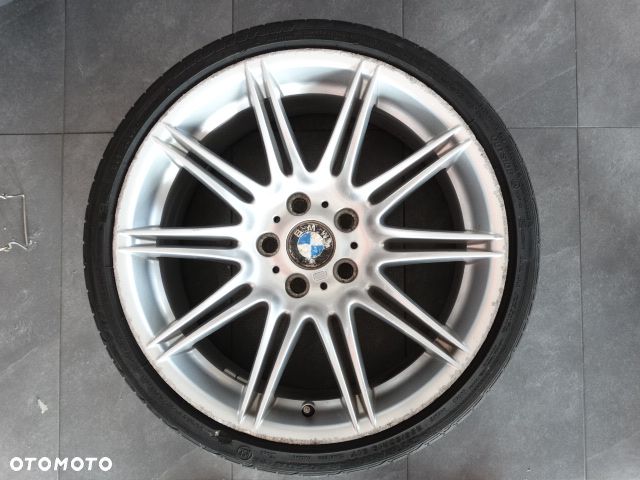 BMW Koła Styling 225 Felgi MPakiet 19 Lato 8J 9J Opony Bridgestone Potenza RE 050A  225/35R19 88Y RSC  oraz  255/30R19 91Y RSC 8037141 8037142  BMW  3 E90 E91 E92 E93 Felgi - 3