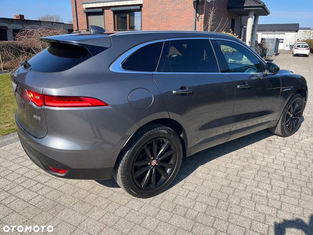 Jaguar F-Pace 20d Portfolio - 7