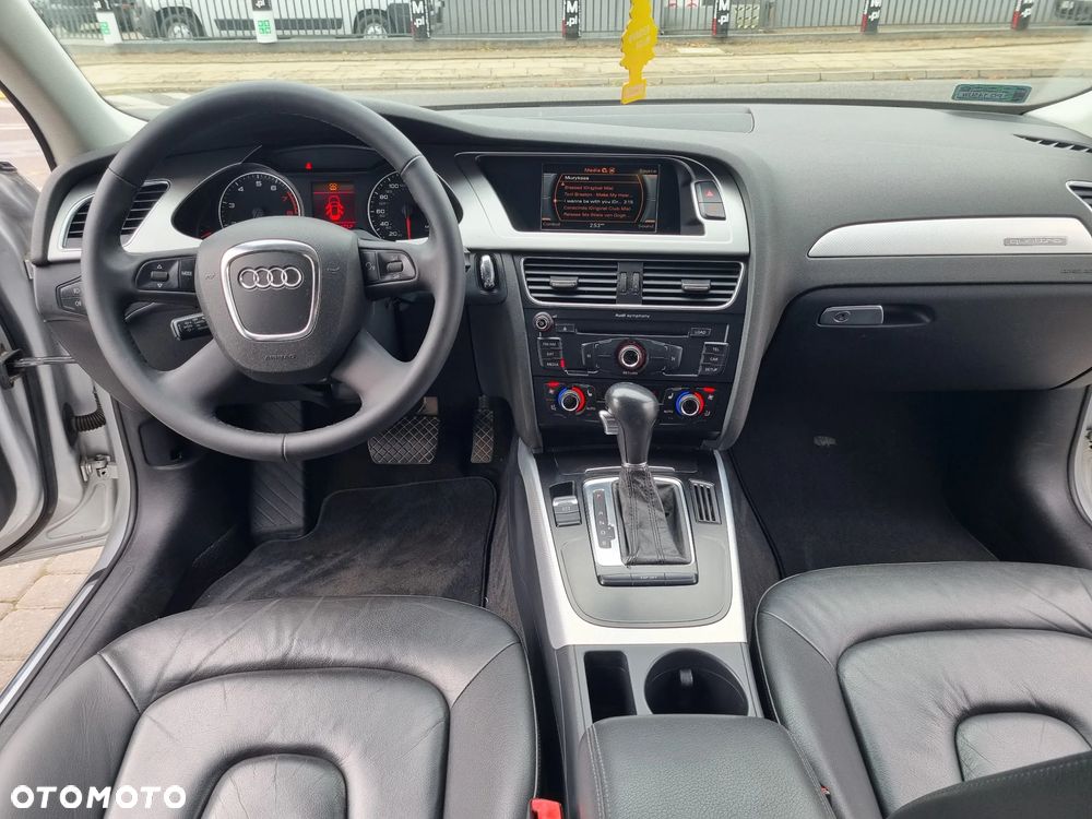 Audi A4 Avant 2.0 TFSI quattro S tronic S line Sportpaket - 7