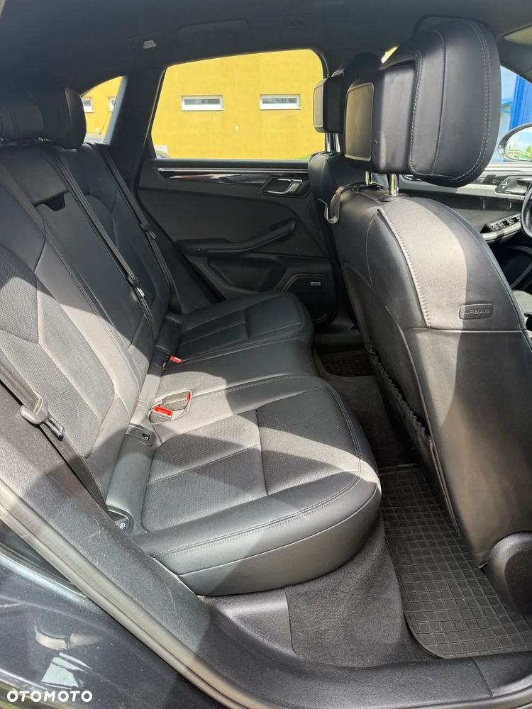 Porsche Macan - 4