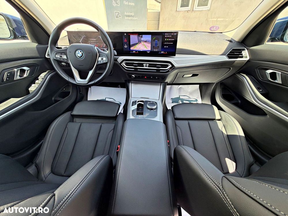 BMW Seria 3 330e Aut. - 9