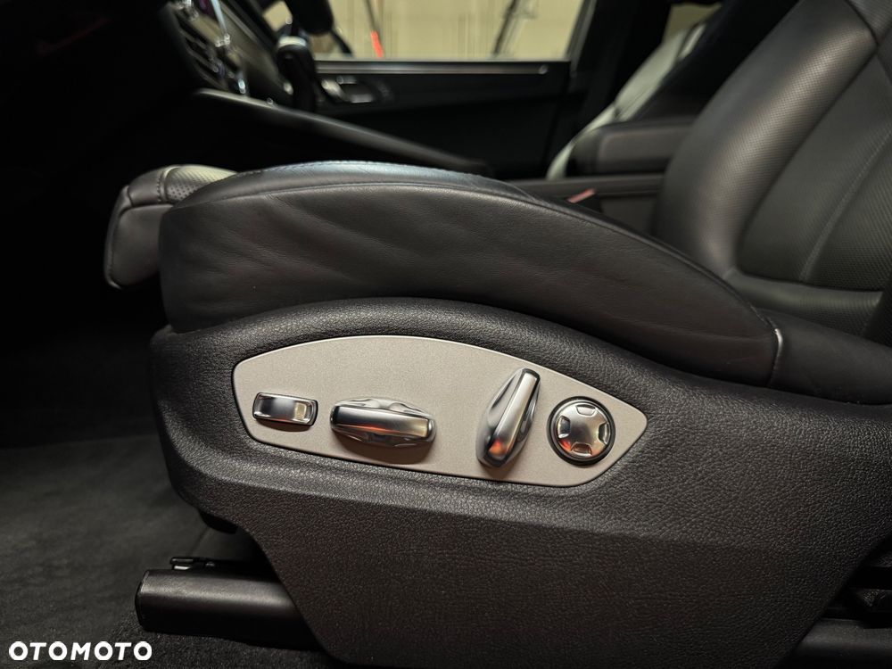 Porsche Macan Standard - 19