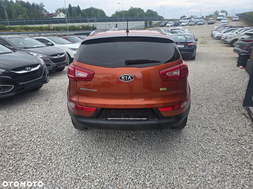 Kia Sportage 1.6 GDI 2WD Fifa World Cup Edition - 9