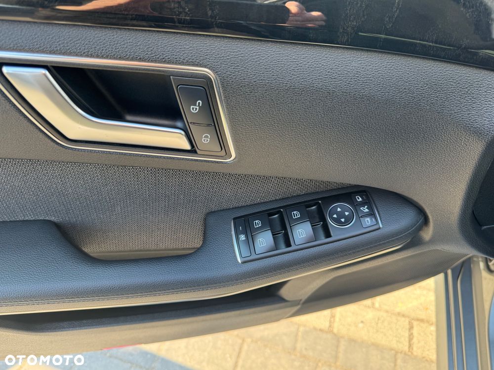 Mercedes-Benz Klasa E 200 CGI BlueEffICIENCY Avantgarde - 7