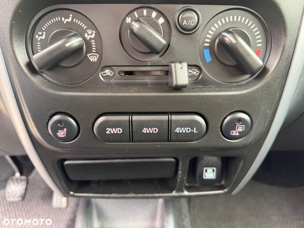Suzuki Jimny - 16