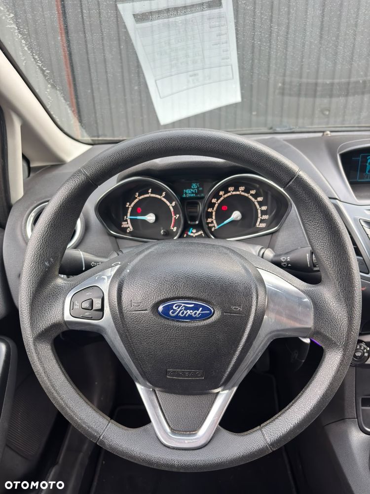 Ford Fiesta 1.25 Ghia - 15