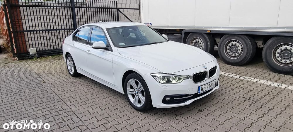 BMW Seria 3 318d Sport Line - 2