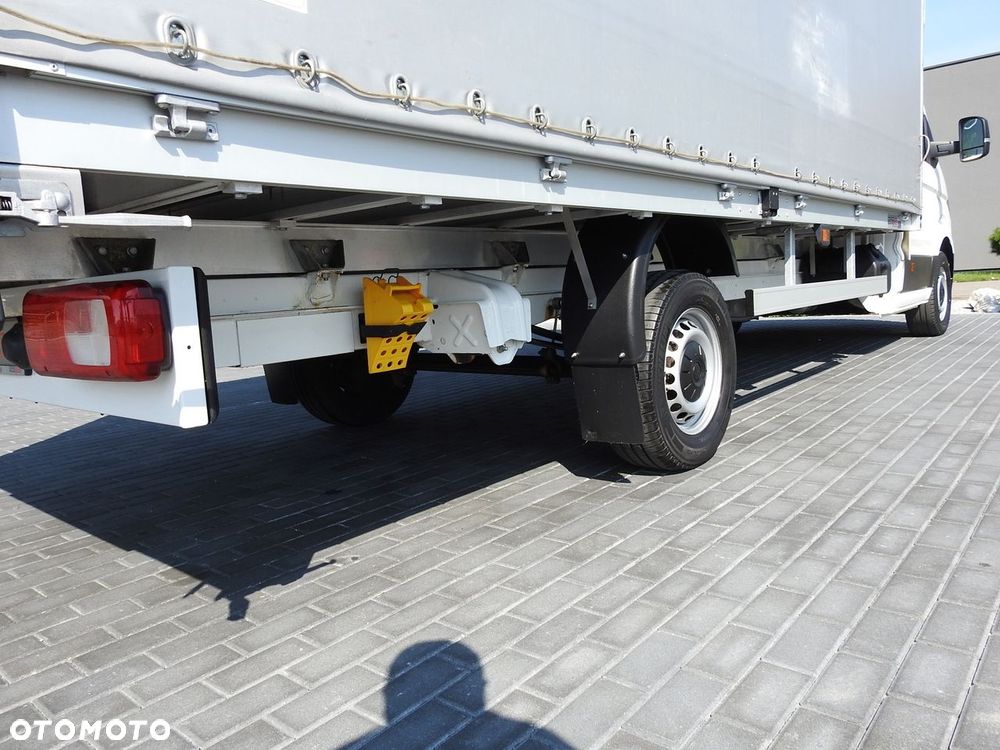 Volkswagen CRAFTER PLANDEKA 10 PALET WEBASTO TEMPOMAT KLIMATYZACJA LEDY  180KM - 17