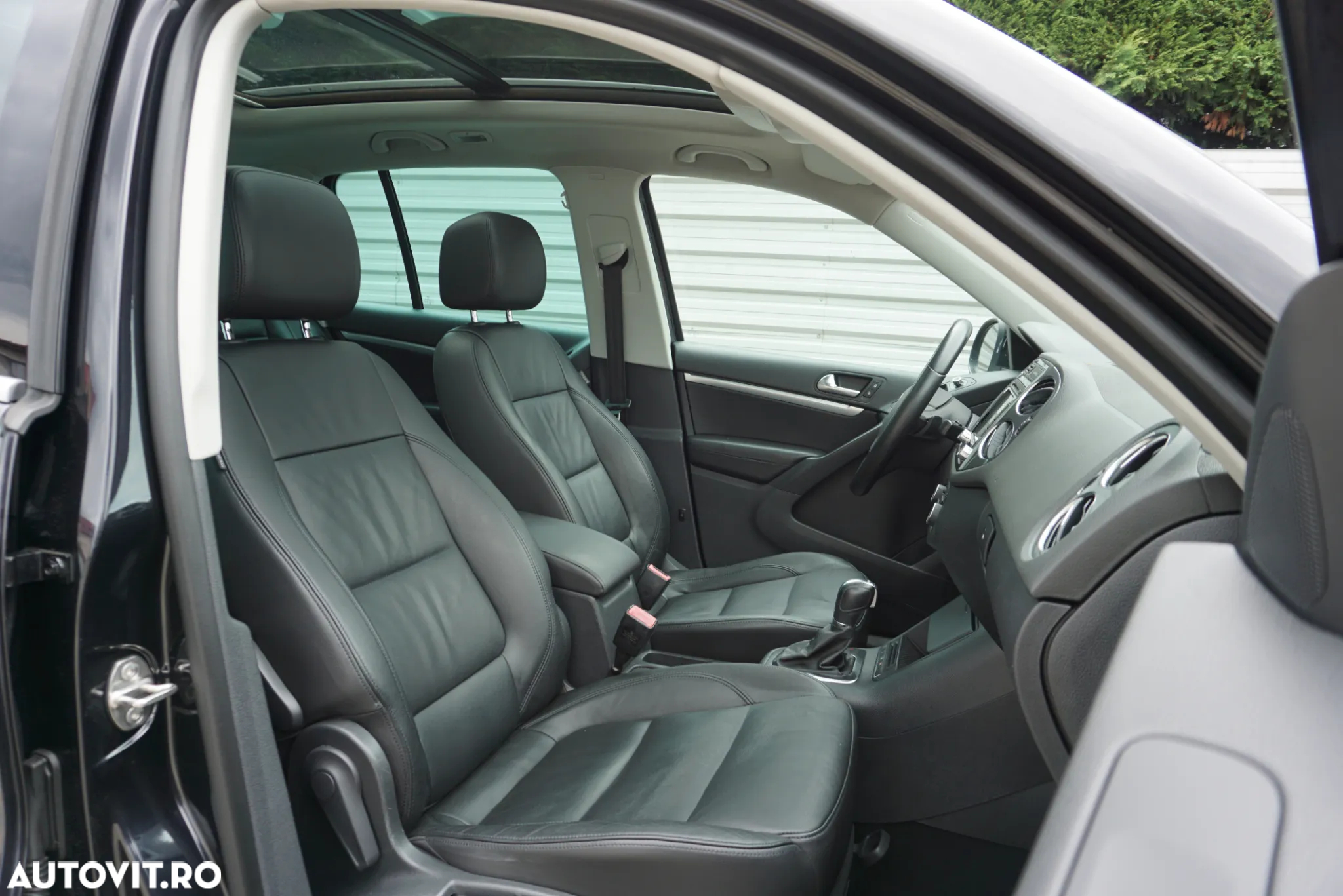 Volkswagen Tiguan 2.0 TDI 4Motion DSG Sport & Style - 20