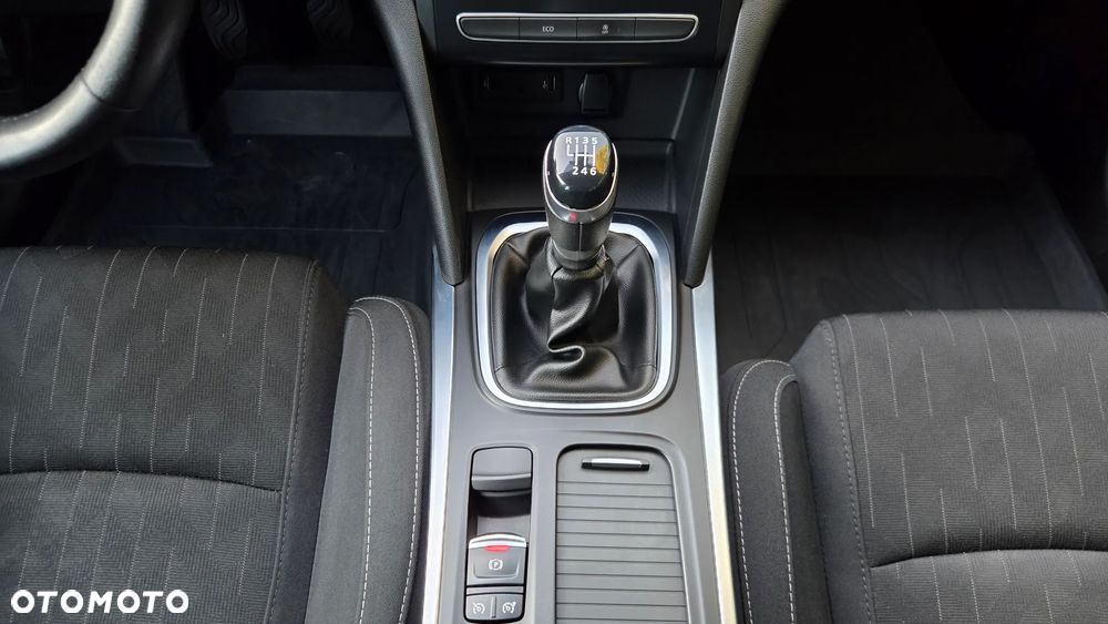 Renault Megane 1.3 TCe FAP Limited - 23