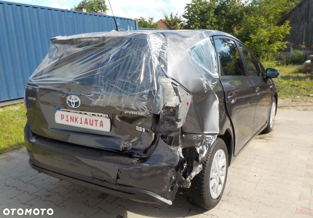 Toyota Prius+ - 17