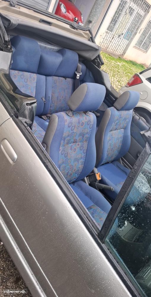 Fiat Punto Cabrio 16V - 13