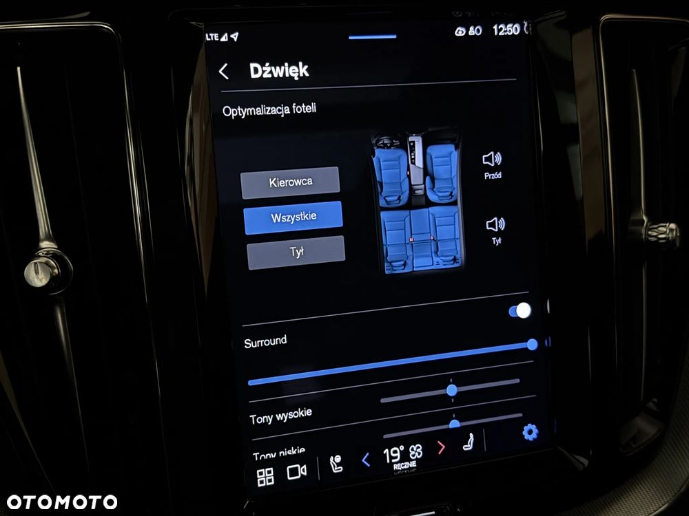 Volvo XC 60 B4 D Plus Dark - 29