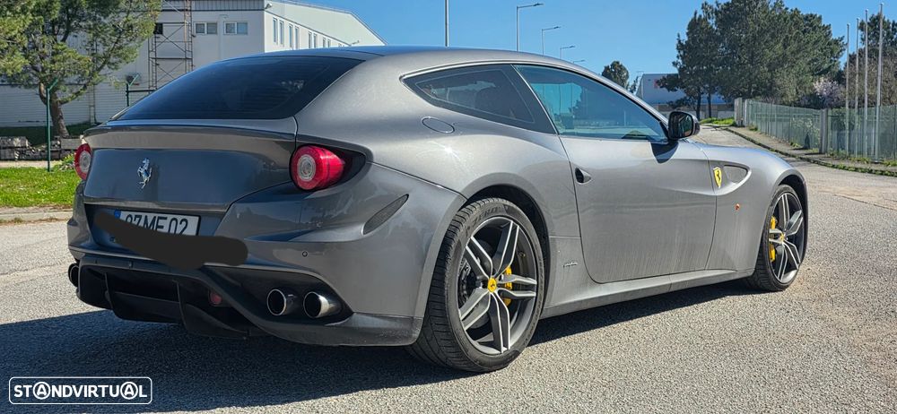 Ferrari FF 6.3 V12 - 5