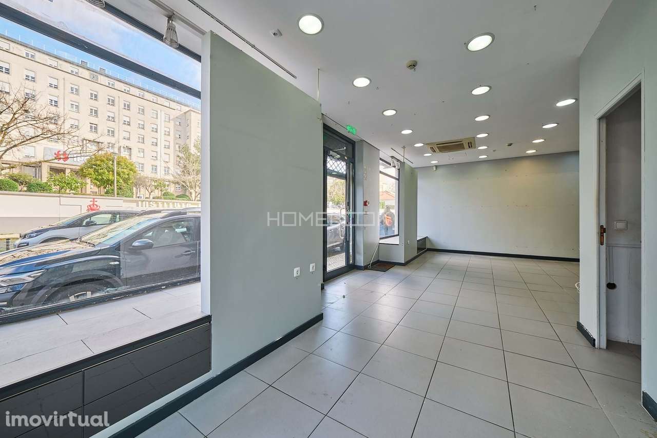 Loja Rua Professor Lima Basto - Grande imagem: 4/23