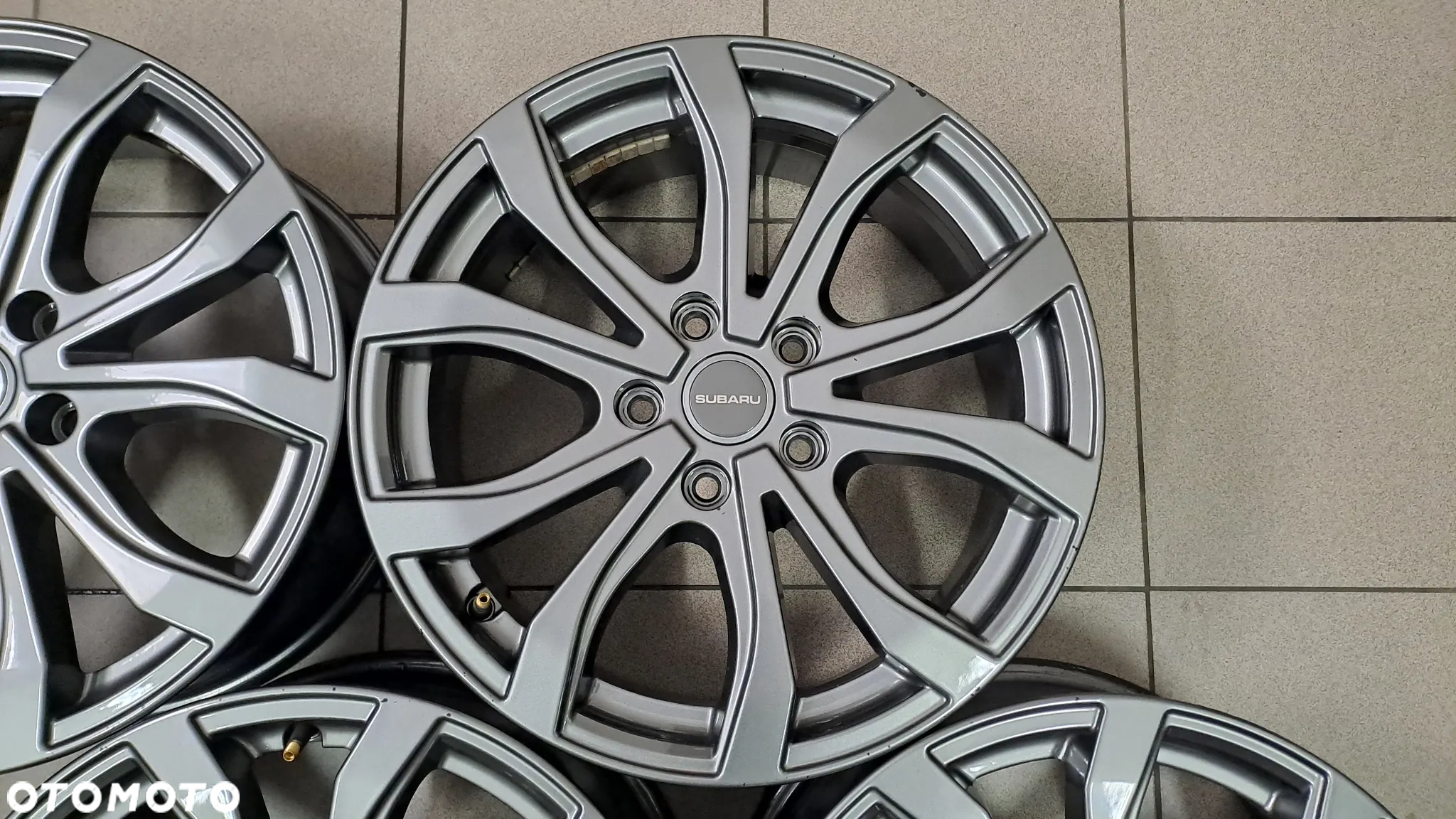 Felgi Aluminiowe 17 Subaru Outback V Levorg 5x114.3 ET 48 - 7