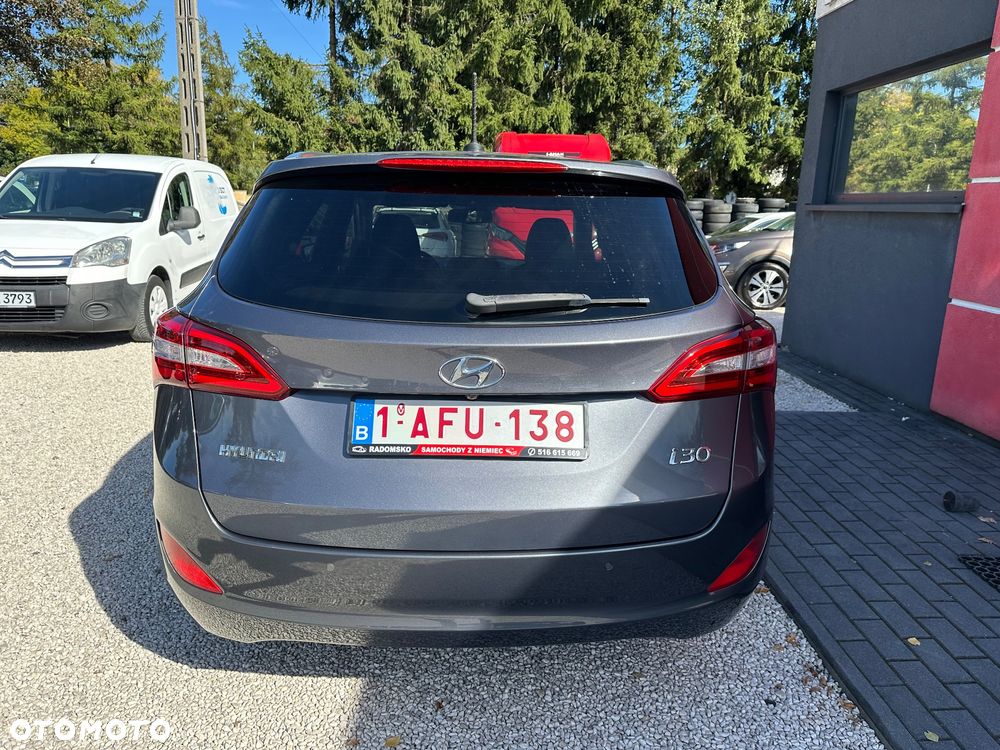 Hyundai i30 Kombi 1.6 CRDI Passion - 20