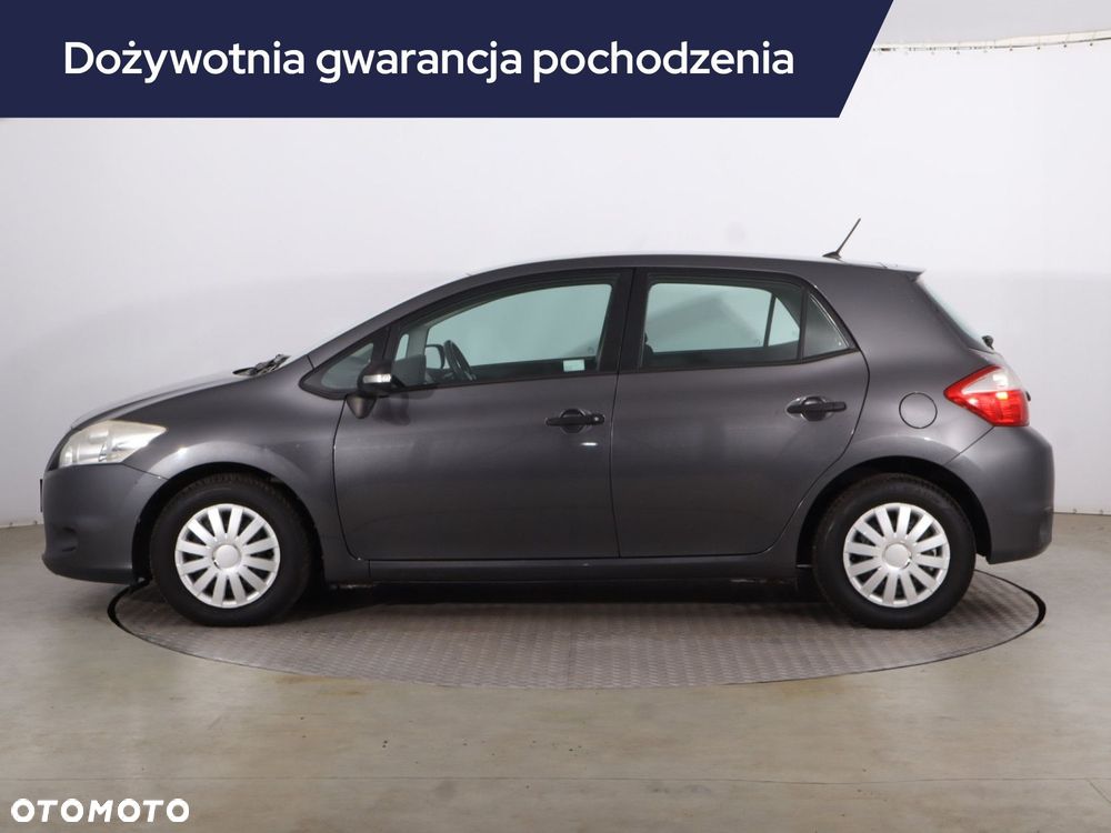 Toyota Auris - 4