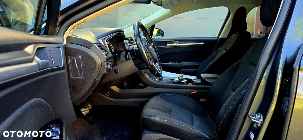 Ford Mondeo 2.0 EcoBlue Titanium - 34