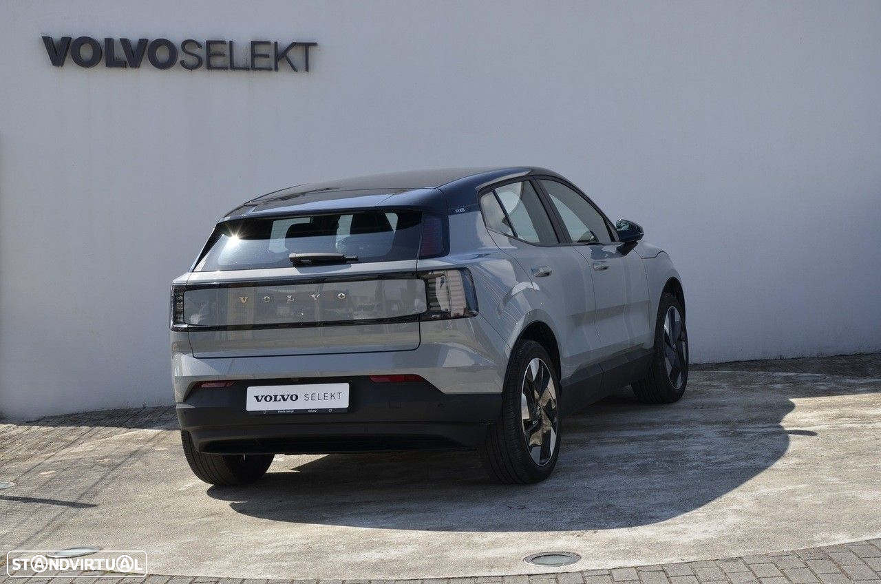 Volvo EX30 69 kWh Single Motor Extended Range Plus - 29