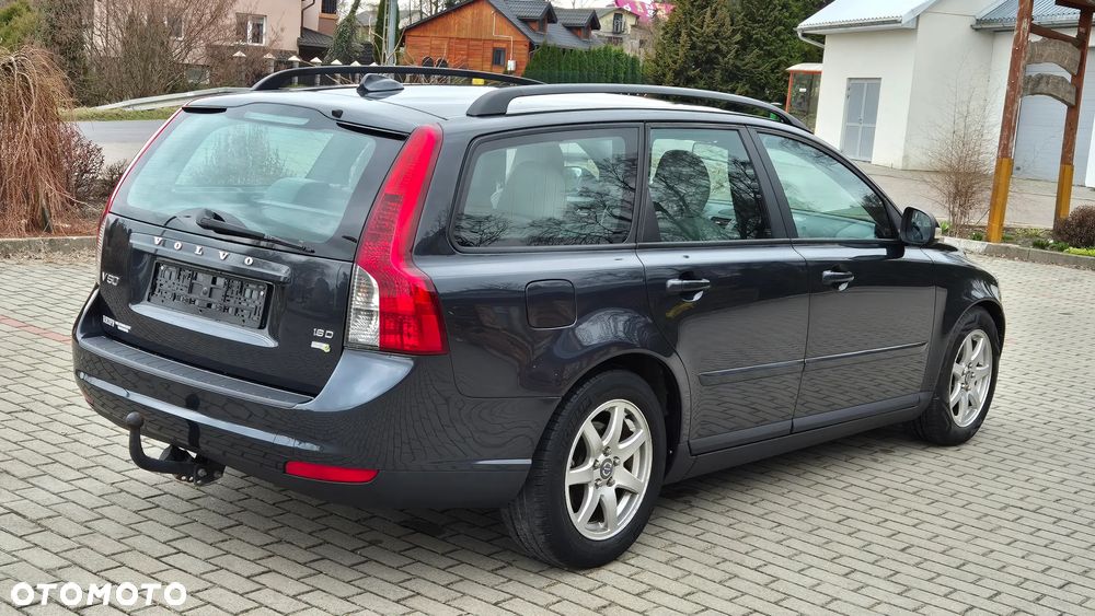 Volvo V50 1.6D Momentum - 4