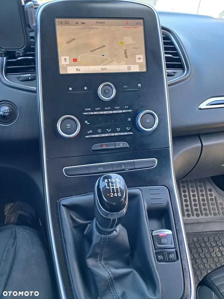 Renault Scenic - 7