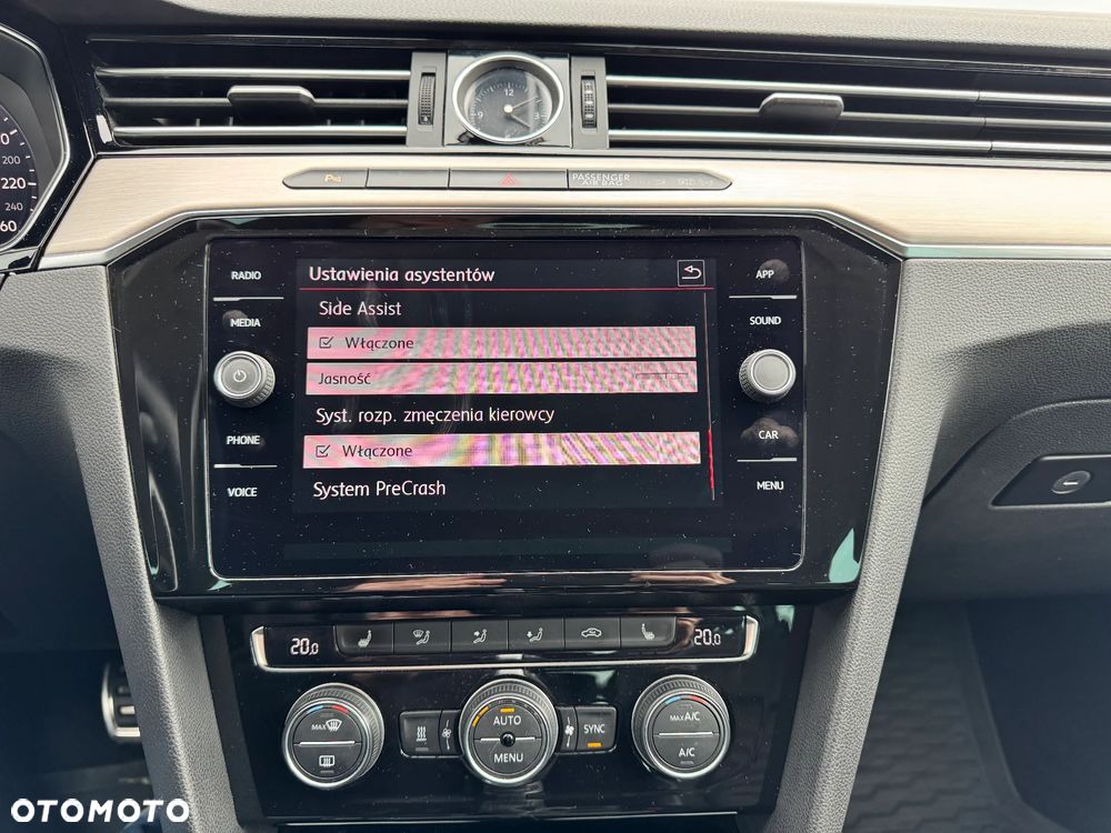 Volkswagen Passat Alltrack 2.0 TDI SCR 4Motion DSG - 27