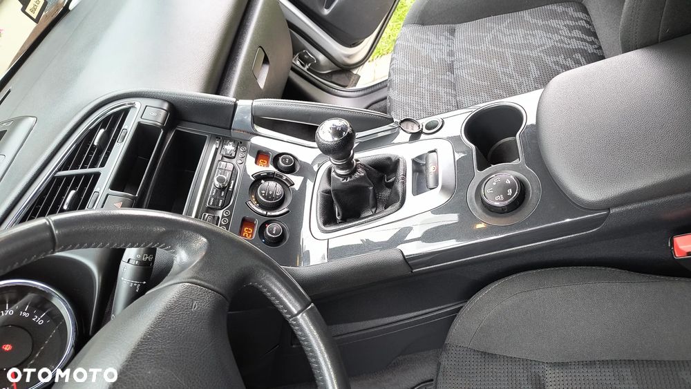 Peugeot 3008 HDi FAP 150 Platinum - 16