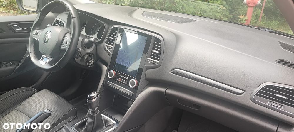 Renault Megane ENERGY TCe 130 EXPERIENCE - 37