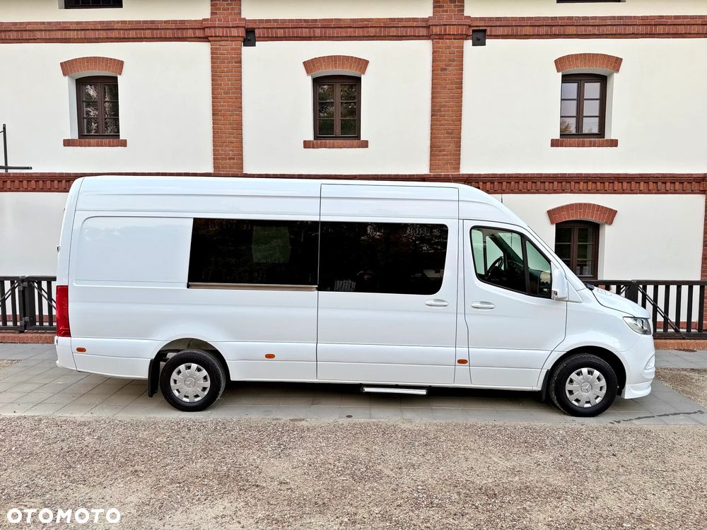 Mercedes-Benz Sprinter 907.235 - 2