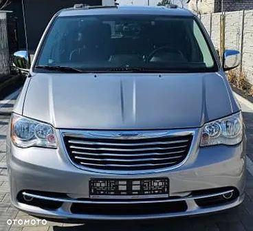 Chrysler Town and Country