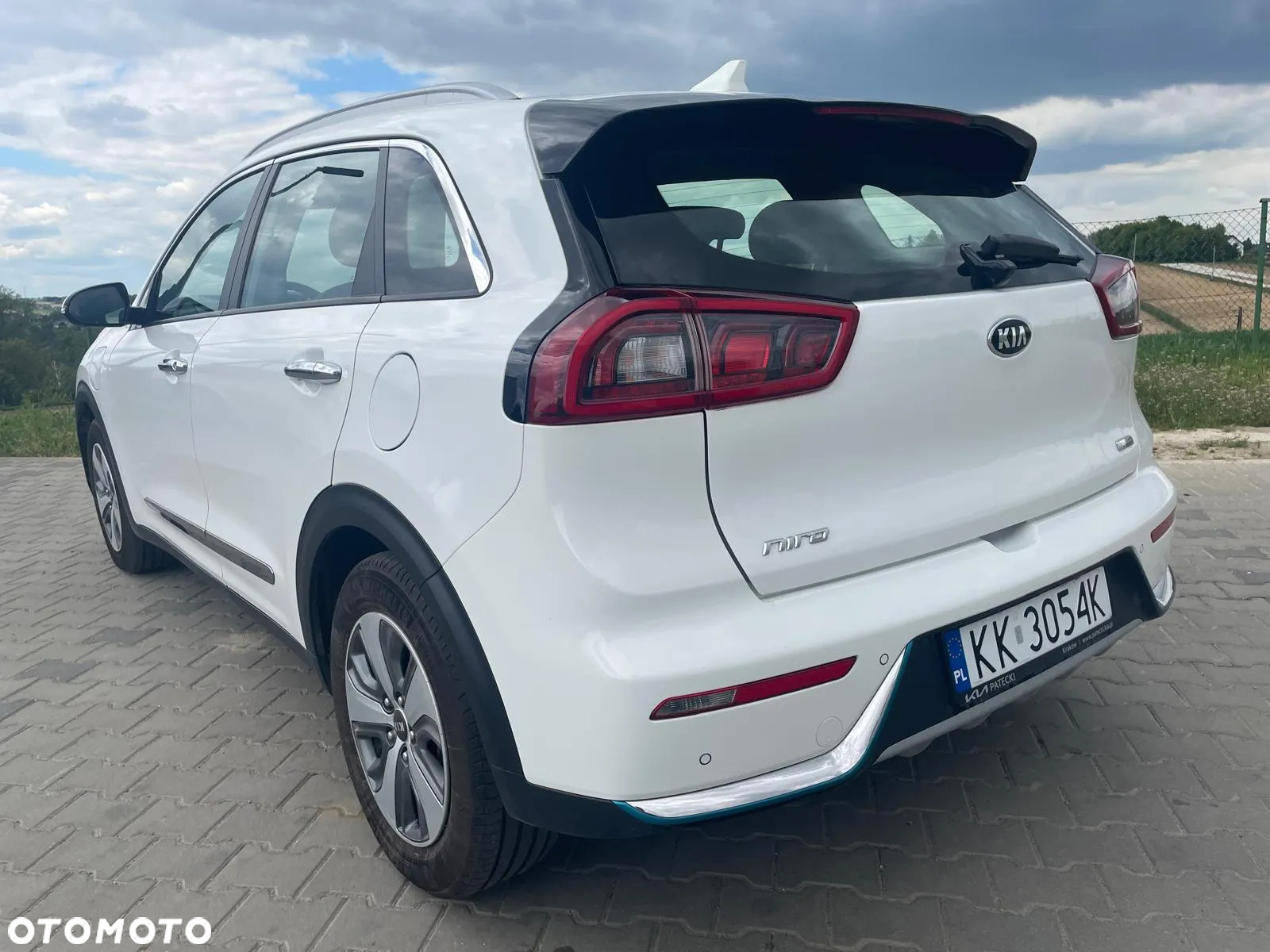 Kia Niro 1.6 GDI Plug-In Hybrid L - 16