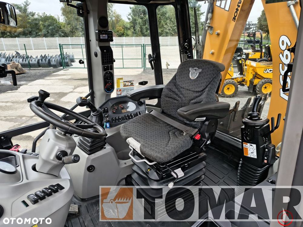Case 695 SV 2023R - 17