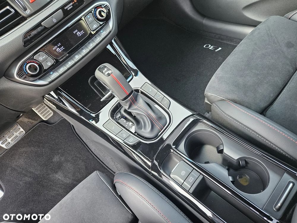 Hyundai i30 - 19