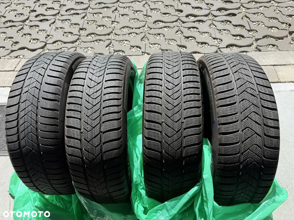 Pirelli Sottozero 3 225/60/R18 104H M+S x4szt - 1