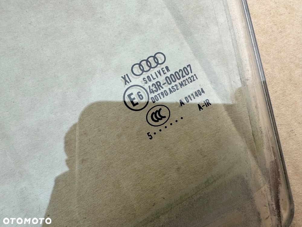 Audi Q7 4M szyba drzwi przód przednia podwójna 2015 2016 2017 4M0845021A - 4