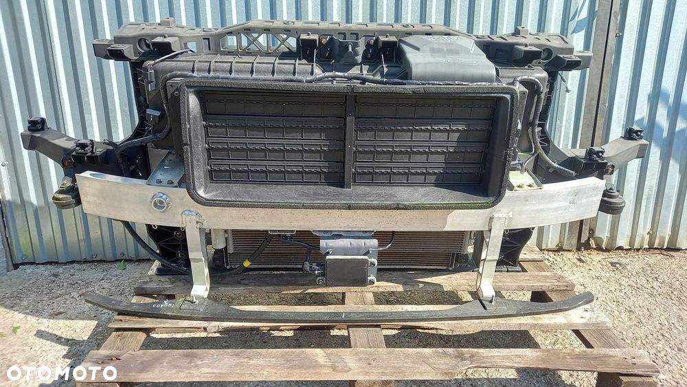 PAS WZMOCNIENIE CHŁODNICE GENESIS GV70 2,0 TGDI - 2