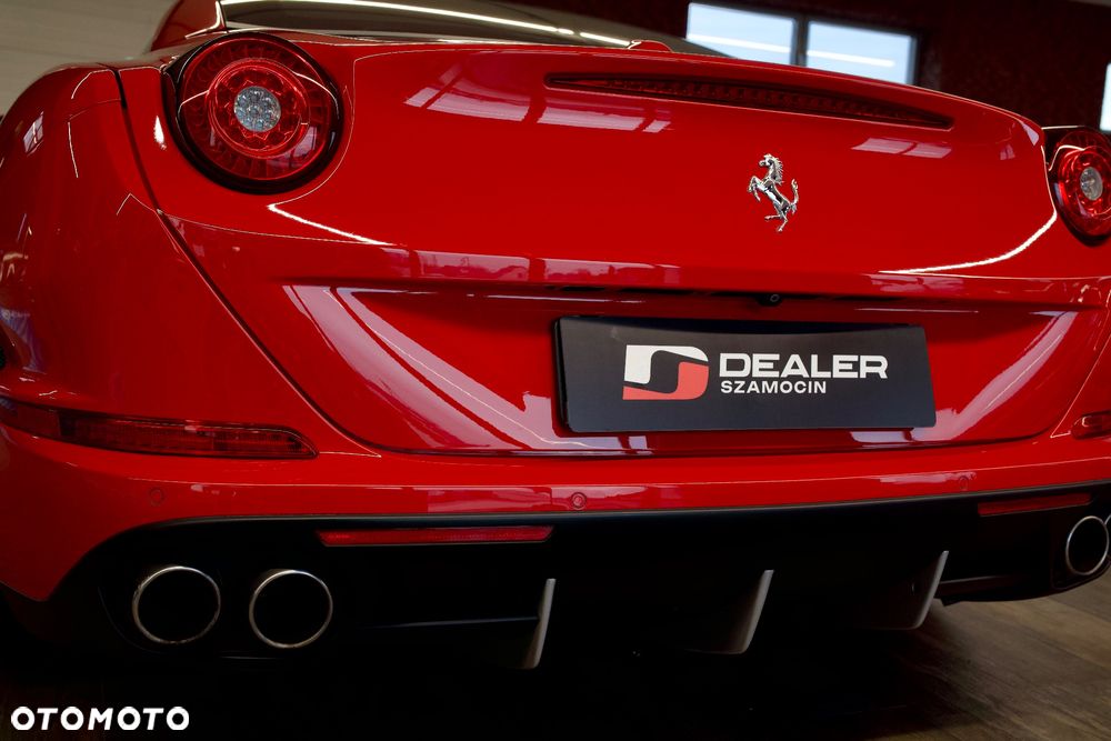 Ferrari California T - 11