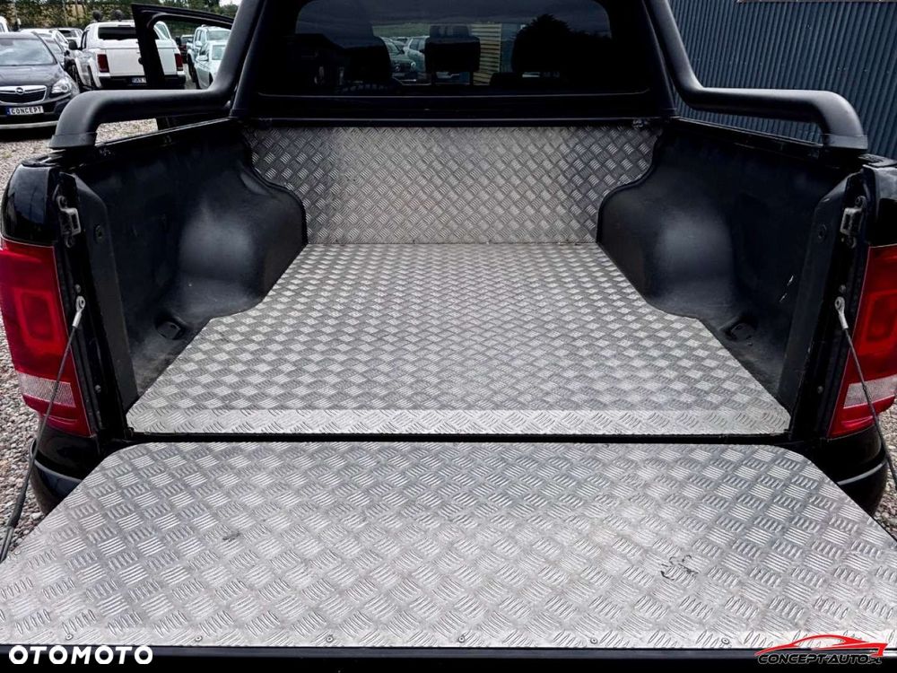 Volkswagen Amarok - 15