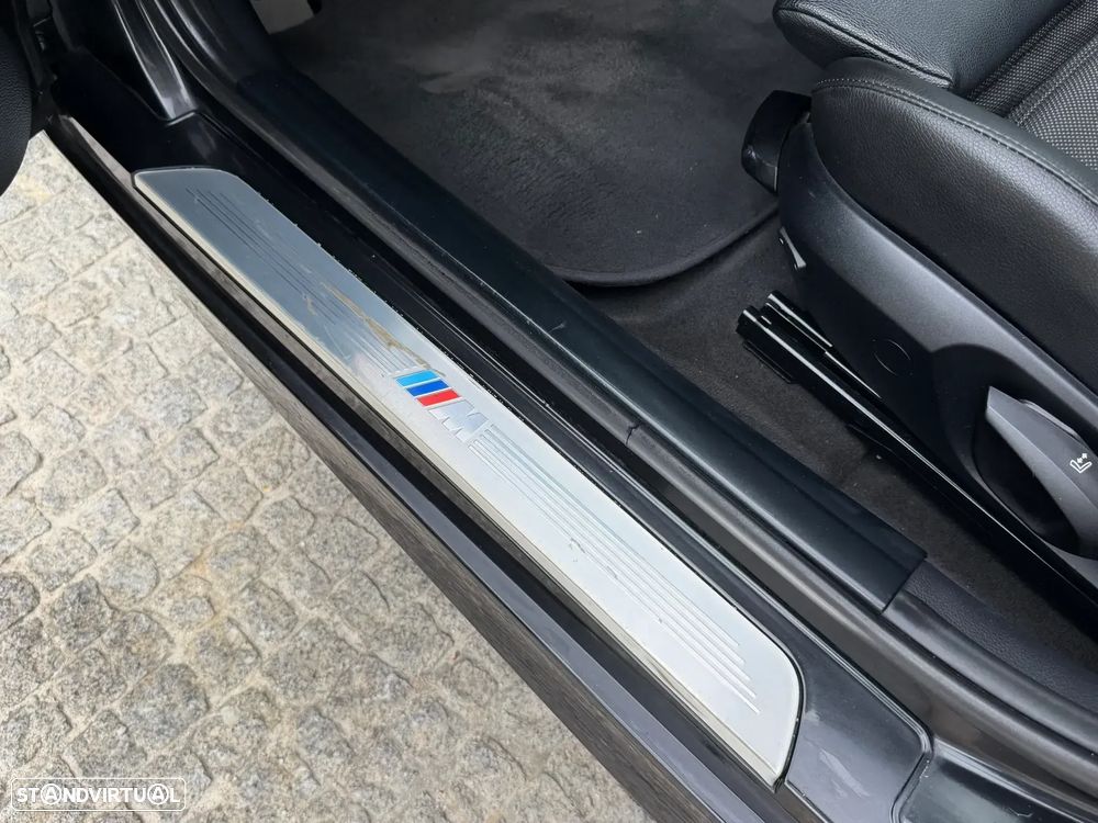 BMW 118 d Pack M - 24