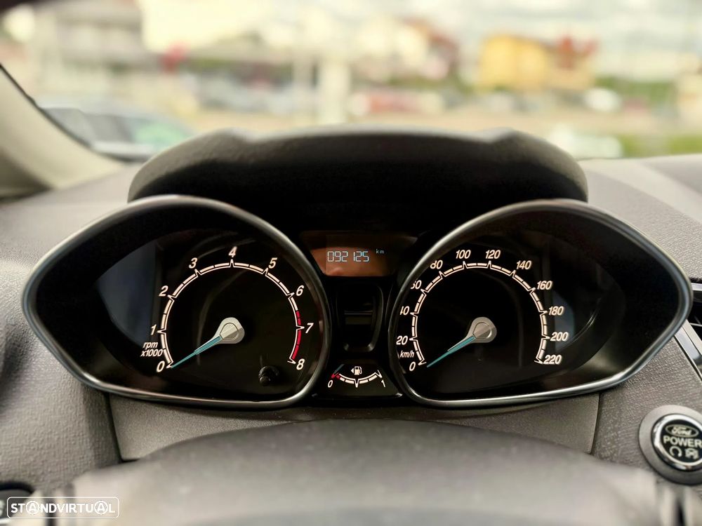 Ford Fiesta 1.0 EcoBoost Connected - 22
