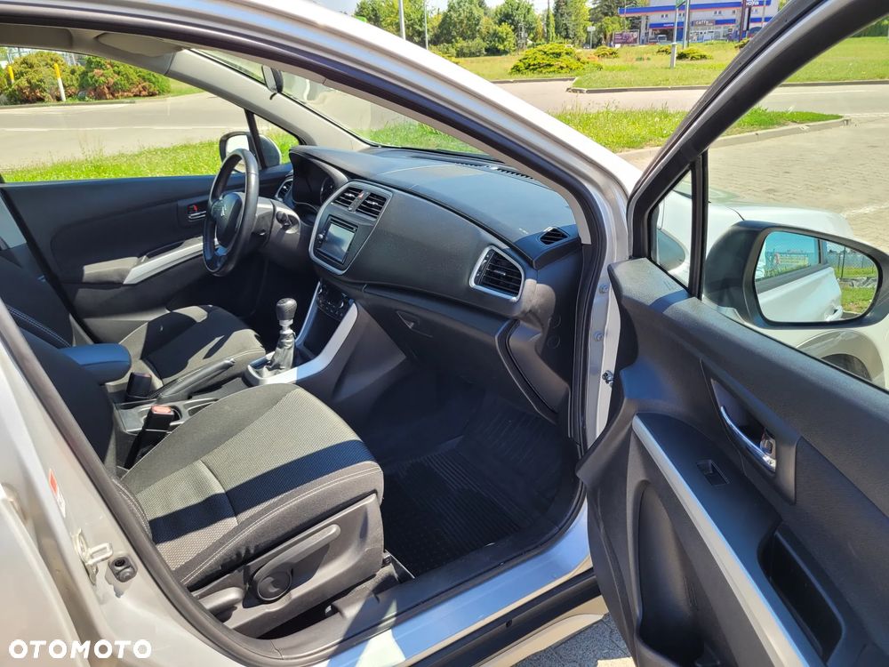 Suzuki SX4 S-Cross - 12