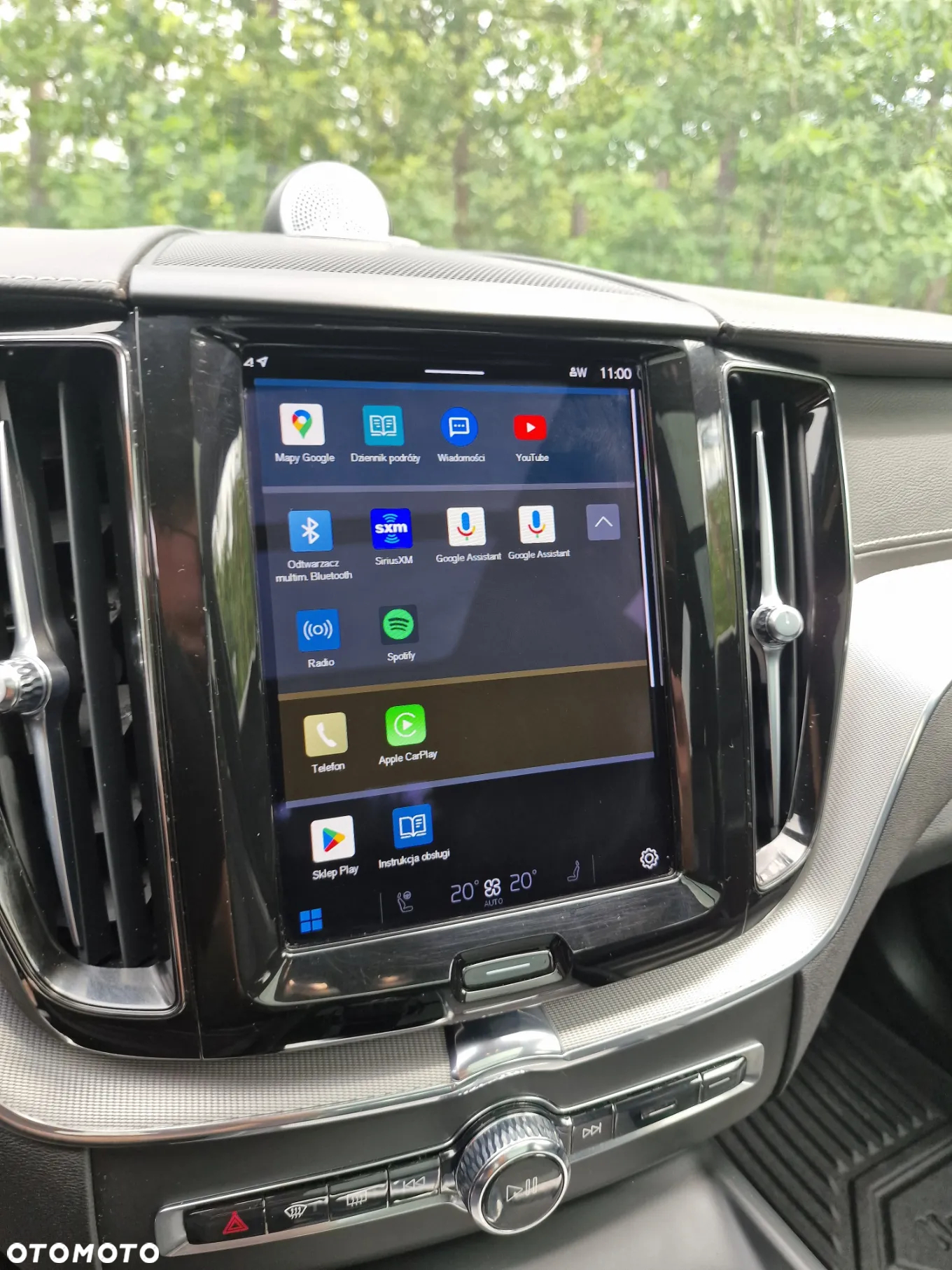 Volvo XC 60 T8 Plug-In Hybrid AWD R-Design - 36