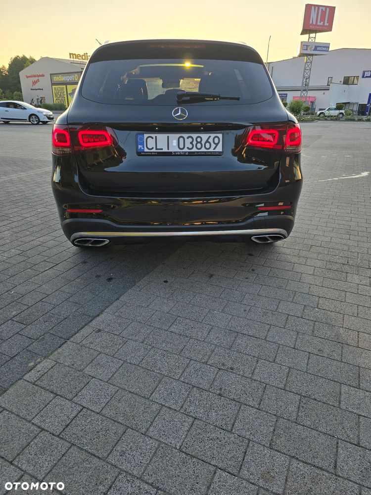 Mercedes-Benz GLC 200 4Matic 9G-TRONIC Exclusive - 3