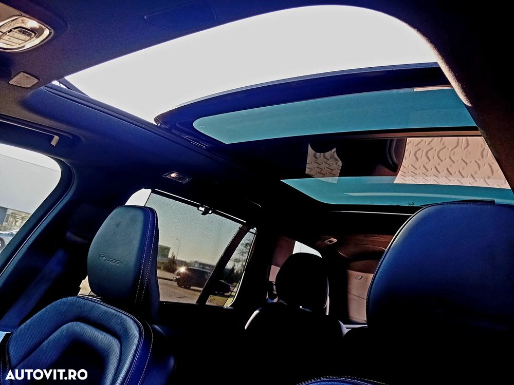 Volvo XC 90 D5 AWD Geartronic RDesign - 12